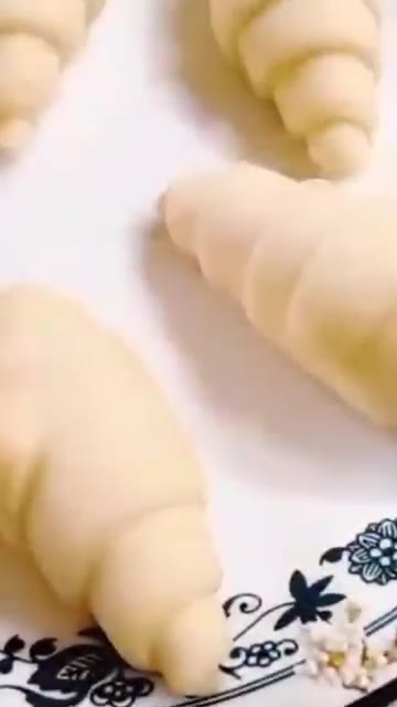 돌리는 게 아니라 넣어 두는 겁니다. — 홈베이킹 에어프라이어 냉동생지 크로와상 만드는법