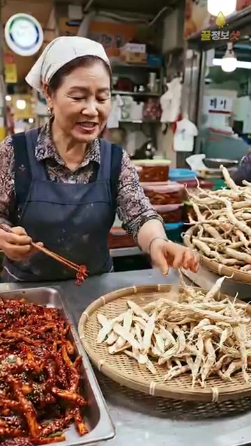 보관 시에는 냉장 보관하고, 덜어낼 때는 마른 젓가락을 사용하세요.… — 도라지장아찌 바로 고추장에 넣지 마세요 🌿 물 안 생기고 한 달 내내 쫄깃한 반찬가게 비법