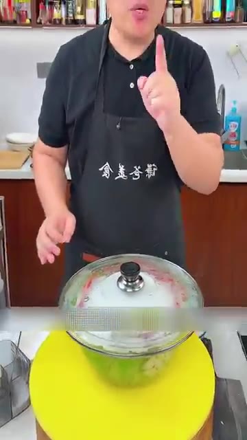 마지막으로 골고루 잘 섞어주세요. — 하룻밤만 재워두면 완벽해지는 상큼 아삭 양배추 피클 만들기✨
