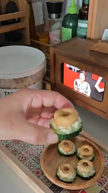 후추를 살짝 뿌려준다. — 타랄리니로 만든 간단 핑거푸드