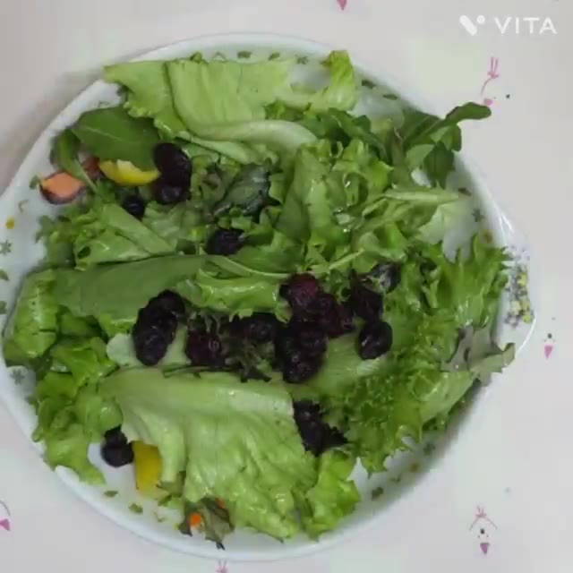 면포에서 유청이 원하는 만큼 빠지면 (촉촉한 상태 또는 약간 굳은… — 집에서 간단히 게살 리코타치즈 샐러드