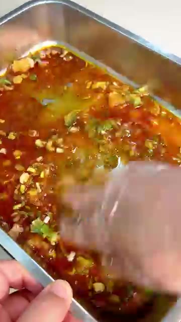 돼지고기에 칼집을 내고, 설탕, 진간장, 액젓, 미림, 참기름, 대… — 수제 돼지양념갈비 | 가성비 목전지로 만드는 초간단 단짠 돼지갈비