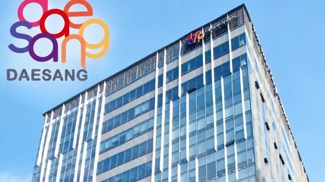 80g 용량으로 출시되어 간편하게 즐길 수 있습니다. — 대상 종가 새콤달콤 볶음깍두기