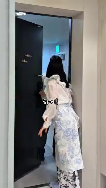 LA갈비 2kg를 팬에 넣고 굽는다. 고춧가루와 다진 마늘을 추가하… — LA갈비와 매운 갈비찜 레시피