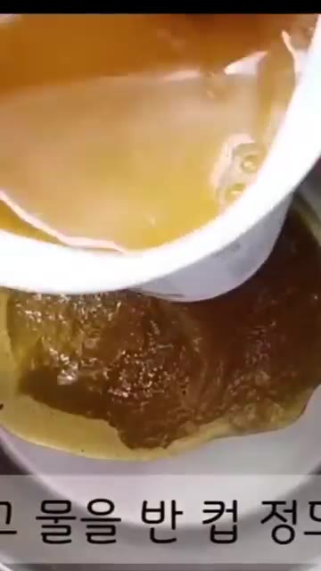 냄비에 꿀과 소금을 넣고 물 반컵을 더 넣어 끓기 시작하면 밤을 넣… — 밤조림 레시피: 건강하고 맛있는 밤 요리