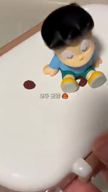 김가루를 올려주면 스팸마요덮밥 도시락 완성입니다. — 10분 컷 스팸마요덮밥 도시락