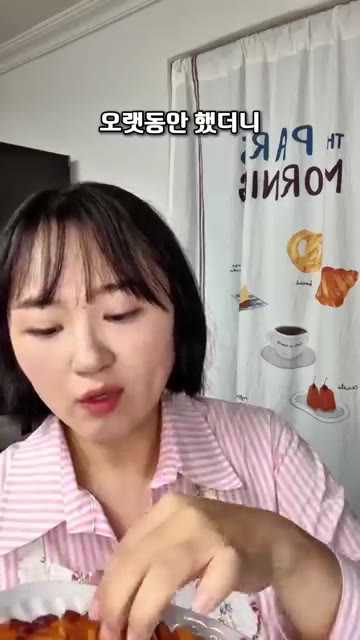 고구마를 뒤집어서 5분 더 구워줍니다. — 겉바속꾸 버터 고구마칩 레시피