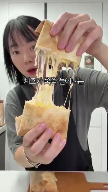 팬에 마트 소불고기를 넣고 맛술과 후추를 약간 넣어 볶는다. 고기가… — 일주일 아침이 든든한 소불고기 브리또 밀프렙