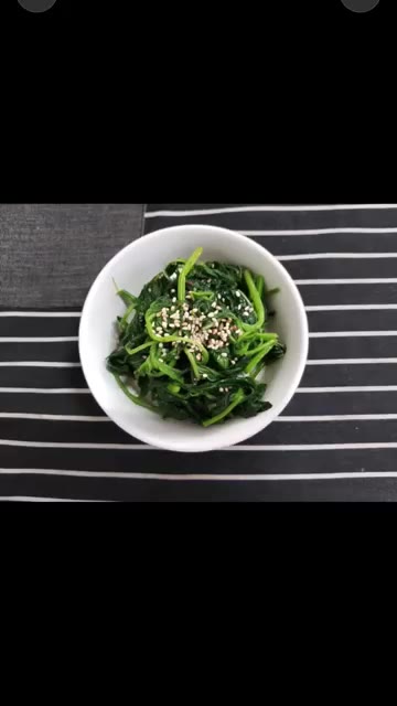 조물조물 무쳐 간이 배도록 합니다. — 향긋하고 고소한 깻잎순 무침 밥도둑 나물 반찬
