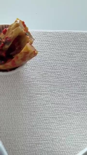 모든 재료를 잘 비벼 먹는다. — 여름 집밥
