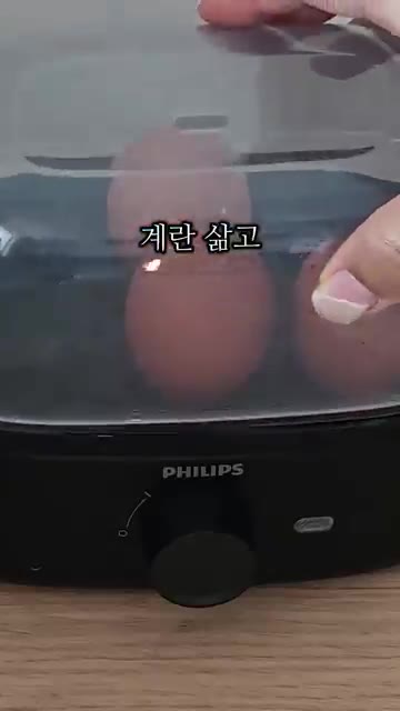 본문에 적힌 재료들을 섞어 양념장을 만들고 잘 섞어주면 매콤한 비빔… — 정호영 셰프님의 초간단 매콤 비빔국수 레시피
