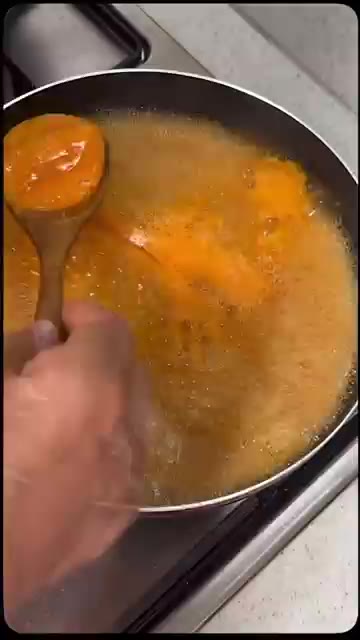 멸치육수 1큰술을 넣고 끓여줍니다. — 달큰맛도리찌게 꽃게된장찌게 만들기