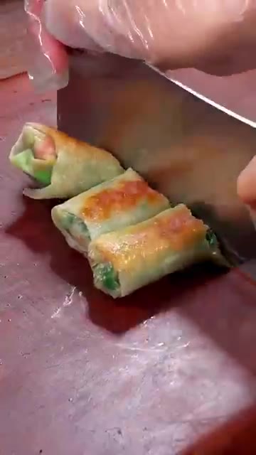겉은 바삭하고 속은 부드럽고 부추 향이 정말 좋습니다. — 반죽도 밀가루도 필요 없는 역대급 초간단 부추전 레시피✨