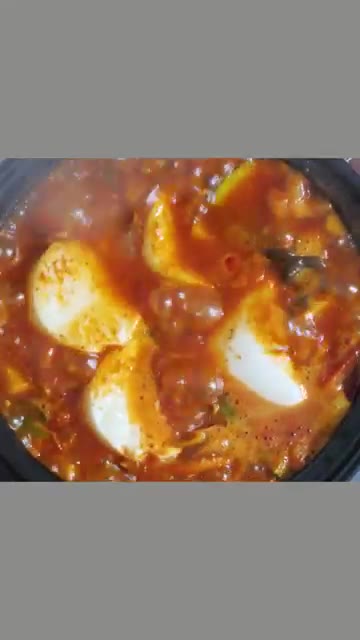 계란을 넣고 한소끔 끓이면 완성입니다. — 집에서 간편하게 3종 찌개 밀키트 - 순두부찌개