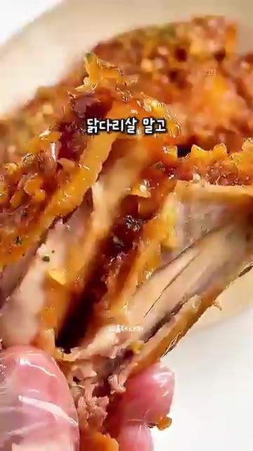 마늘 소스를 만듭니다. — 배달앱 삭제시키는 마성의 단짠 치킨떡강정! 허니버터 마늘 소스 비법